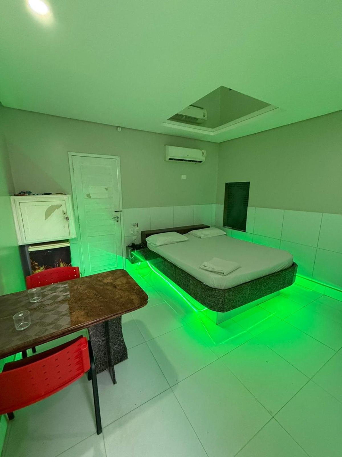 Tititi Motel (Adults Only) Olinda Exterior photo