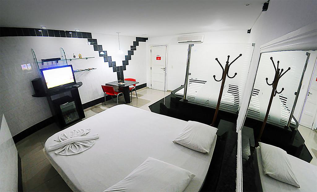 Tititi Motel (Adults Only) Olinda Exterior photo